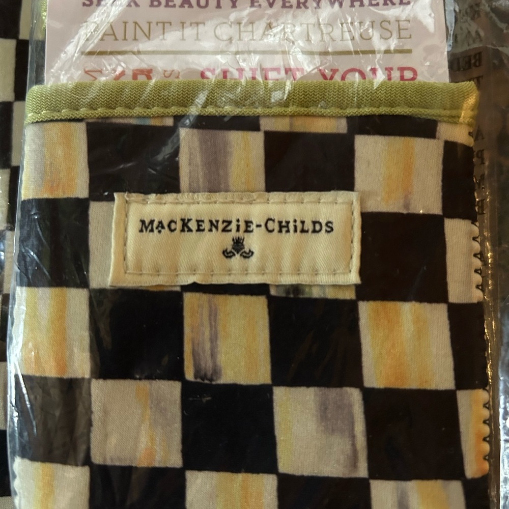 Mackenzie Childs Neoprene Wine Tote Bag W/ 2 Matching Coozies Courtley Check New - Picture 6 of 7